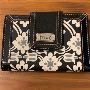 Fossil wallet